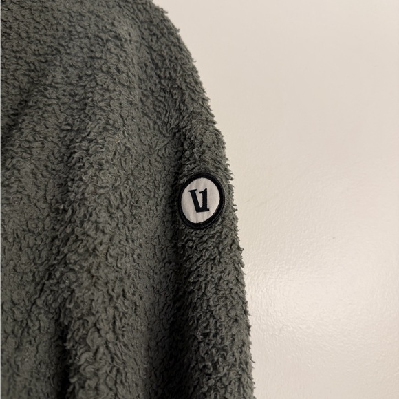 Vuori Olive Green Teddy Sherpa Jacket - Picture 3 of 5